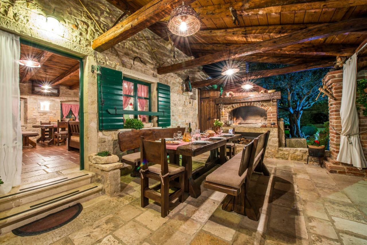 Villa Sisman Donji Zemunik Buitenkant foto